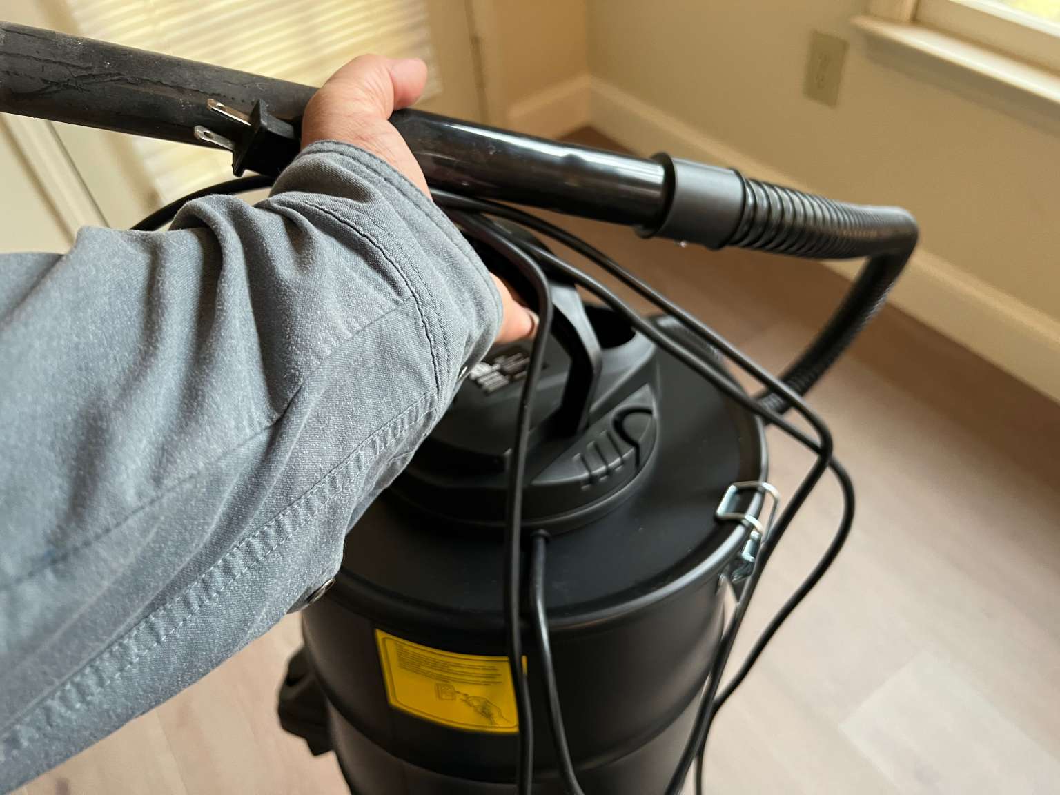 Yibintc Ash Vacuum review A vacuum just for your fireplace! The
