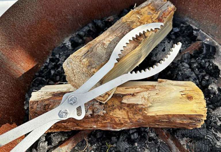 Campfire Bay Bonfire Bundle review The last Fire Pit Tongs and Poker