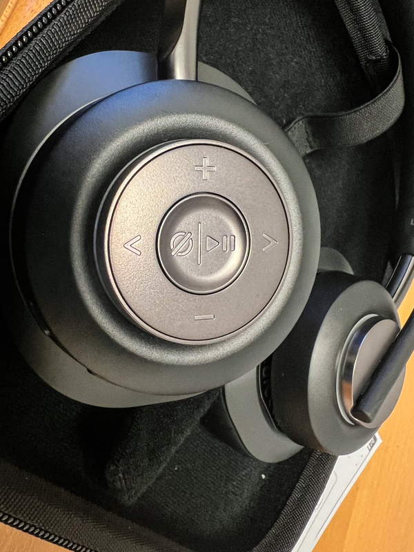 Kensington H3000 Bluetooth Over Ear Headset 8