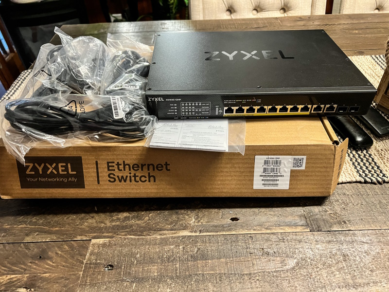 Zyxel 10-Port Multi-Gigabit Smart Managed Switch (XS1930 Series