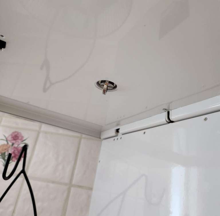 Sylvox 15.6“ Smart Under Counter Kitchen TV review a decent