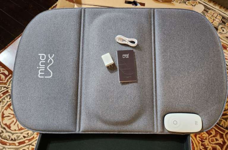 Mindlax sleeping mat review Catch some high tech ZZZs! The Gadgeteer