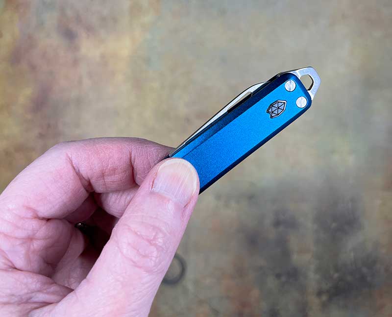 James Brand Elko knife review - a mini pocket knife with extra features -  The Gadgeteer