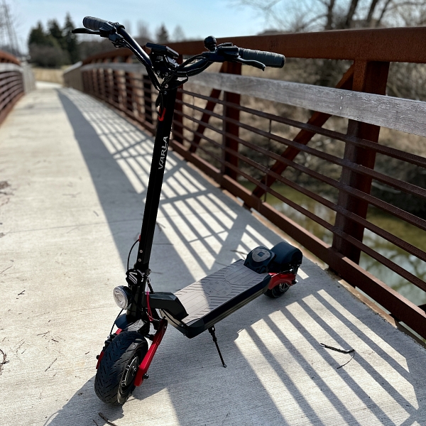 varla eagleoneproelectricscooter review 1