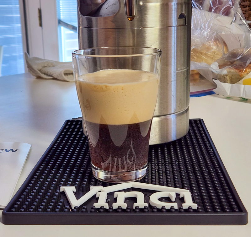 Vinci Nitro Cold Brew coffee brewer review - foamy velvety