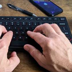 Cherry KW 9200 Mini Wireless Keyboard review – three different ways to connect!
