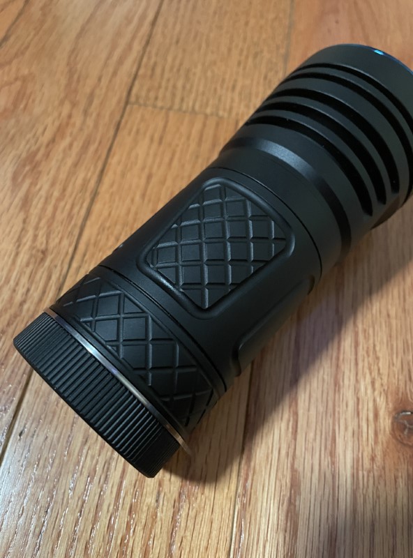 LuminTop GS3 Pro flashlight 16