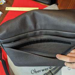 Oberwerth William Camera and Messenger Bag review - a timeless classic ...