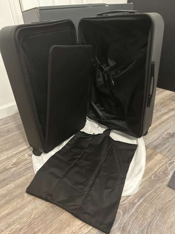 Quince Carry-On Hard-Shell Suitcase Review