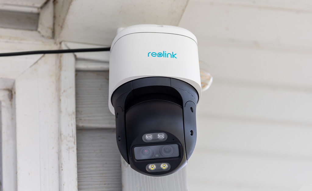 Reolink TrackMix PoE security camera review - This makes my life