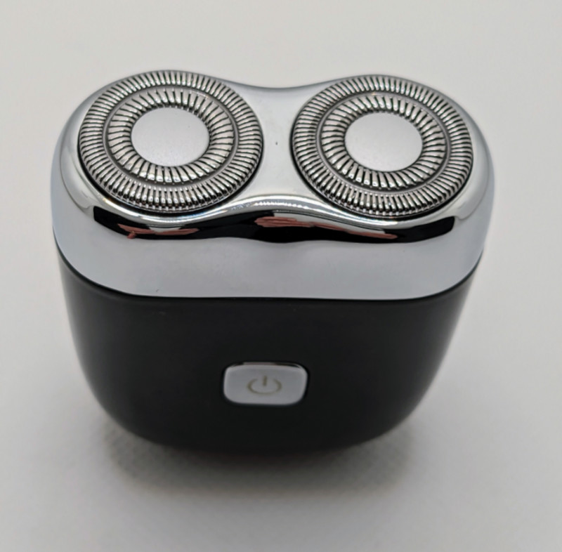 yoose-alloy-mini-rechargeable-rotary-shaver-review-yoose-guys-will
