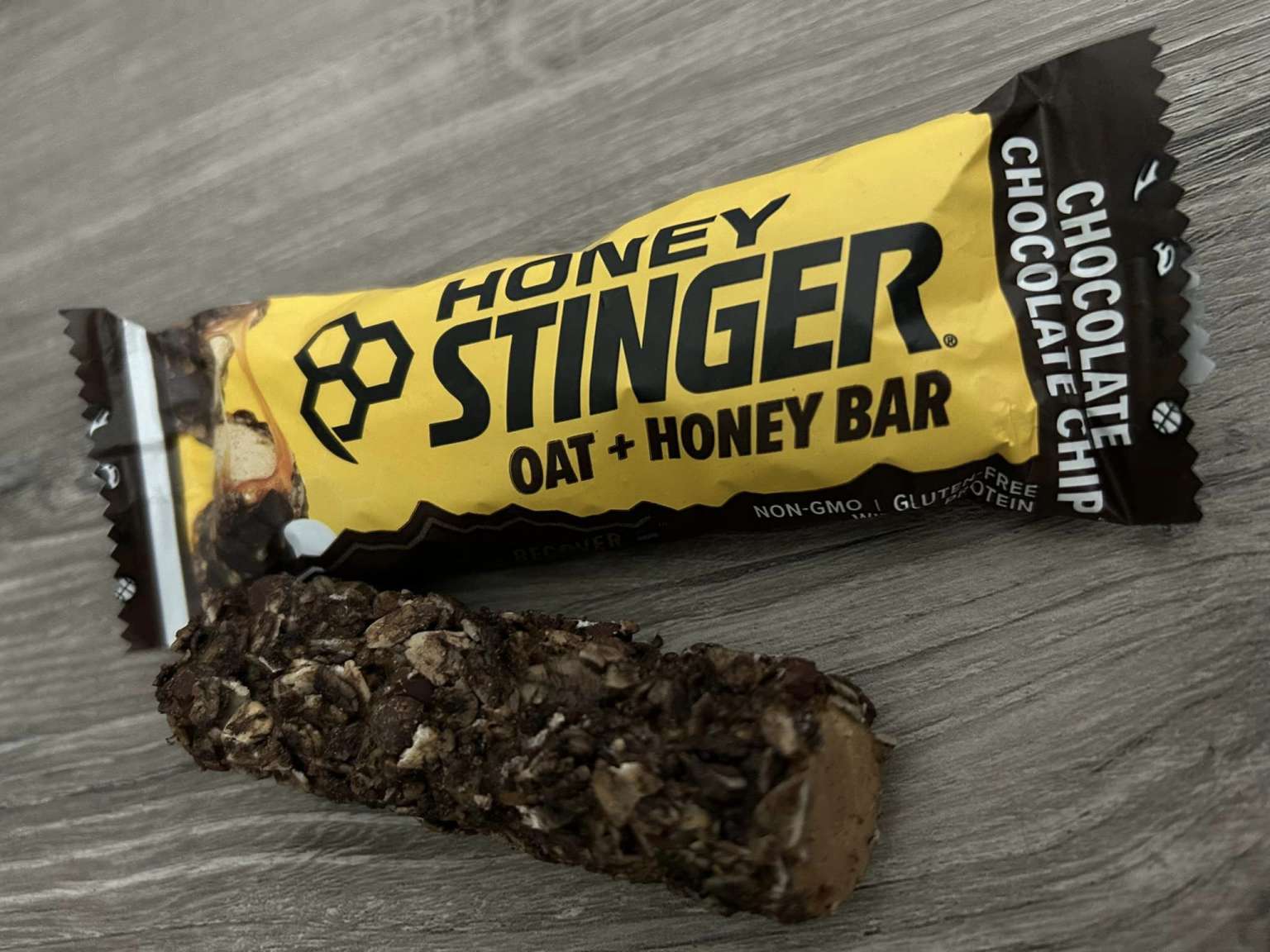 Honey Stinger Oat + Honey PreWorkout Bar review The Gadgeteer