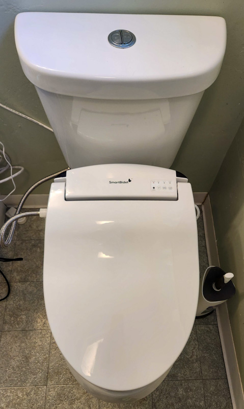 peave smukke Vær stille SmartBidet SB-2400ER Bidet Toilet Seat review - instant warm water for an  essential clean - The Gadgeteer