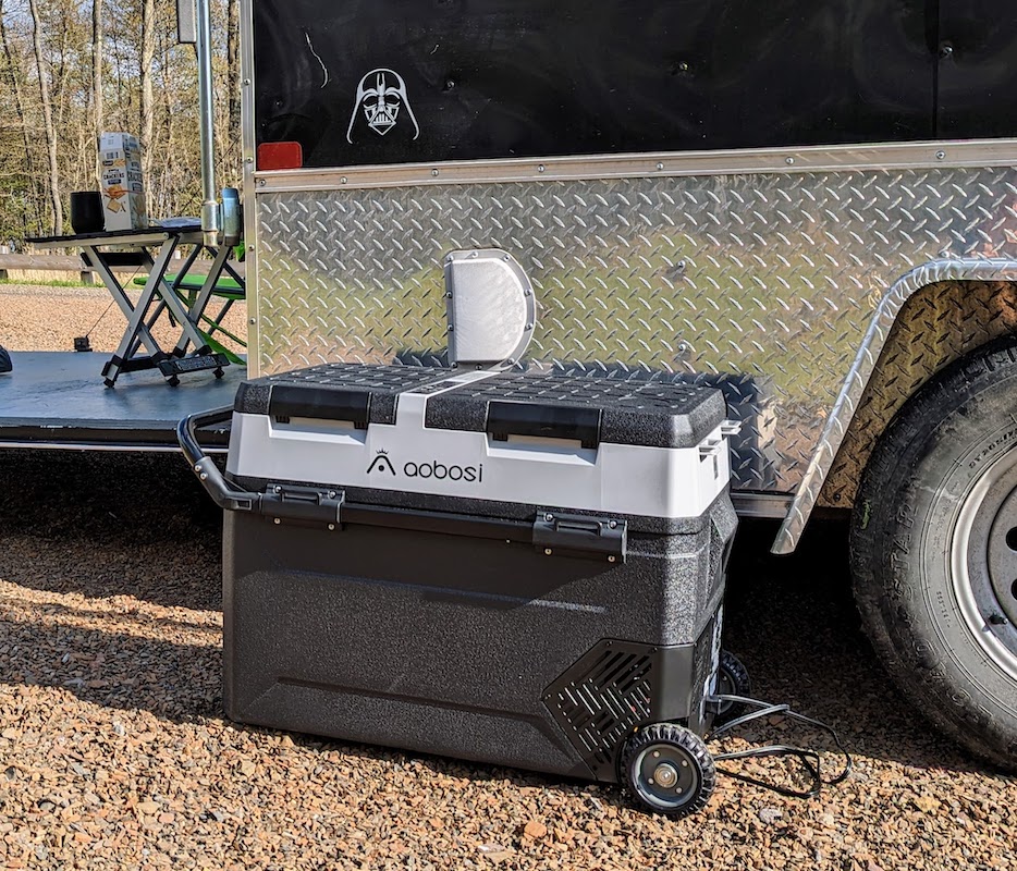 Aobosi Portable Car Fridge review - A big cooler, without the ice ...