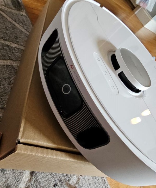 DreameBot L10s Ultra Review: A Cleaning Machine With One Big Flaw