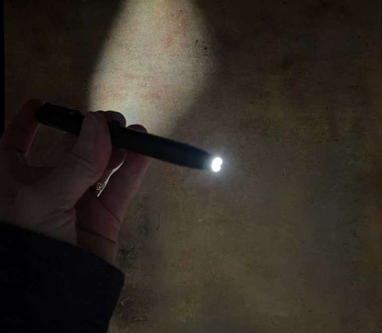 Olight O'Pen Glow Rechargeable Penlight review The perfect EDC pen