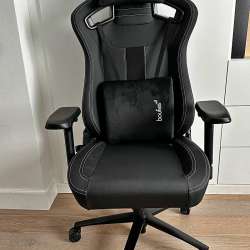 Boulies Elite Max Gaming Chair review – Level up and size up your chair