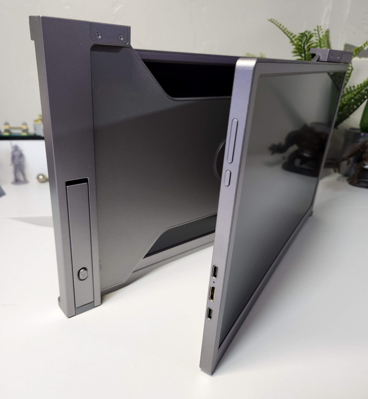 FOPO 15 Inch Triple Portable Monitor review - with many monitors comes many  cables - The Gadgeteer