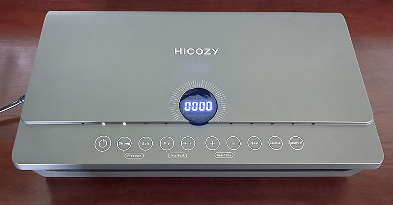 https://the-gadgeteer.com/wp-content/uploads/2023/06/HiCozy_Vacuum-sealer_14.jpg