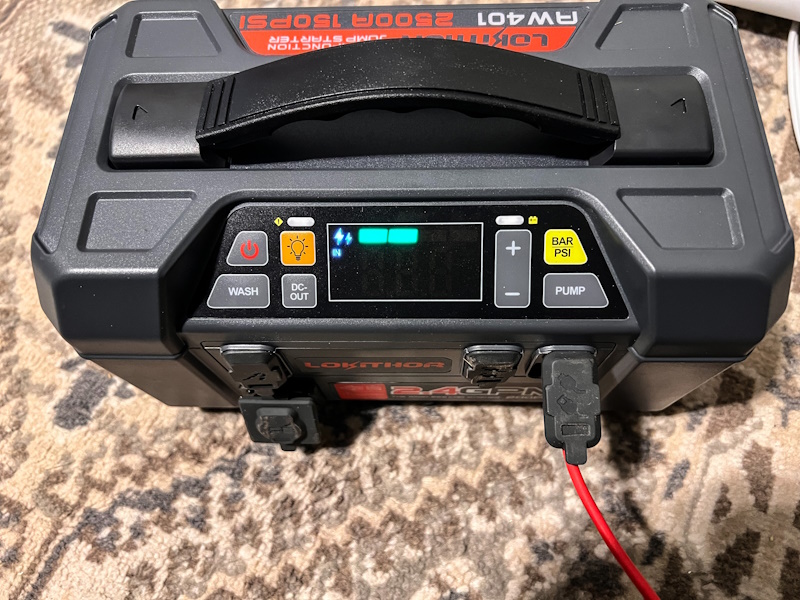 BLACK+DECKER Black And Decker Jump-Starter with Built-In Tire Inflator