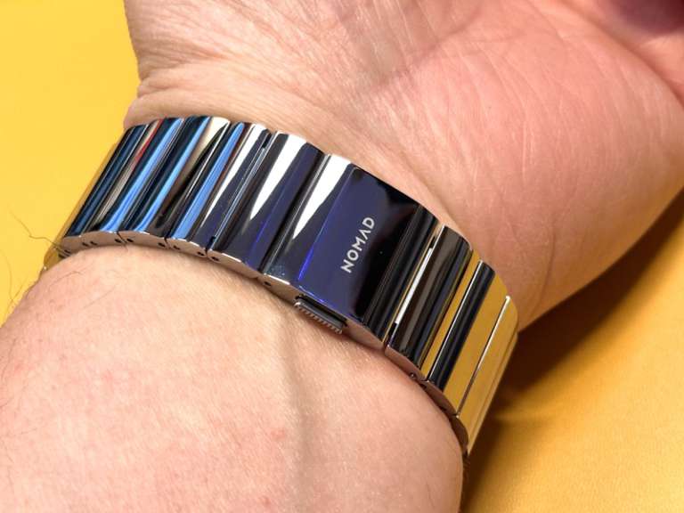 Nomad Stainless Steel Apple Watch band review The Gadgeteer