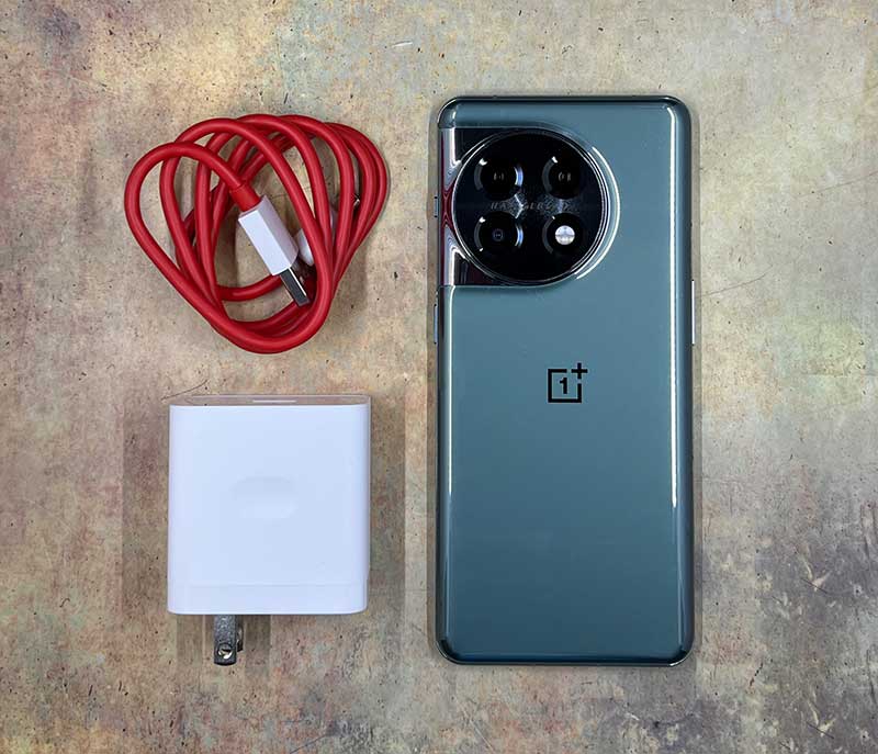 OnePlus 11 Unboxing, First Impressions and Camera Samples