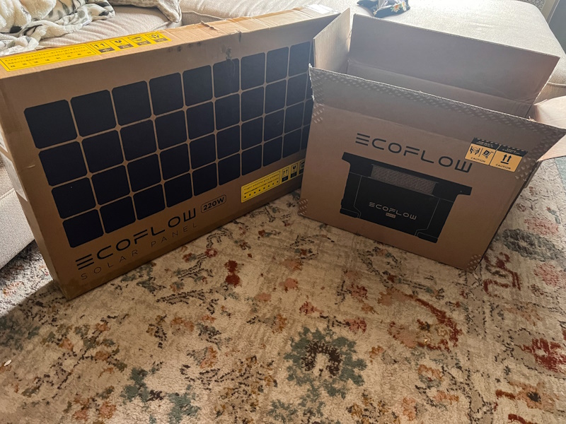 EcoFlow DELTA 2 Max 2000Wh Power Station w/ 220W Solar Panel