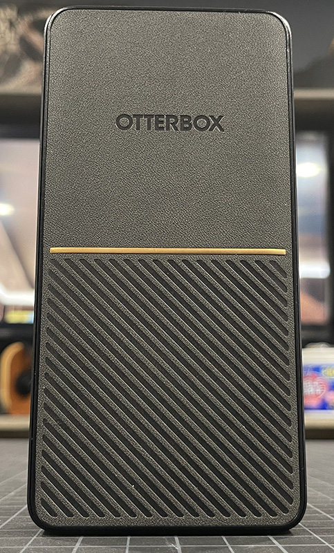 Otterbox Fast Charger 9