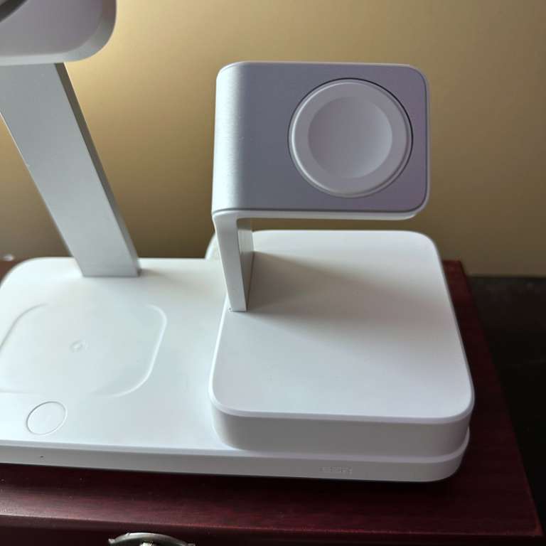 esr-100w-6-in-1-charging-station-with-magsafe-cryoboost-review-the
