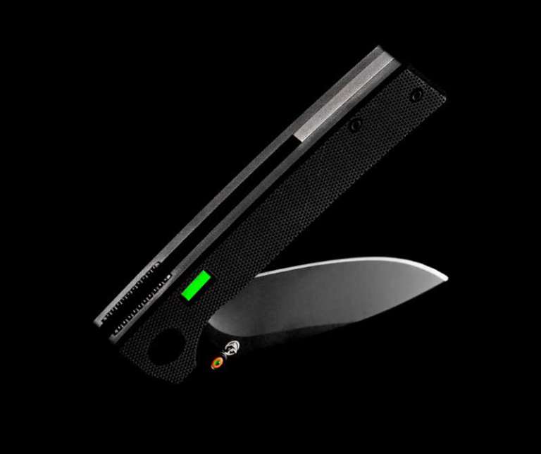 This EDC pocket knife glows in the dark! AnekDot Pedia