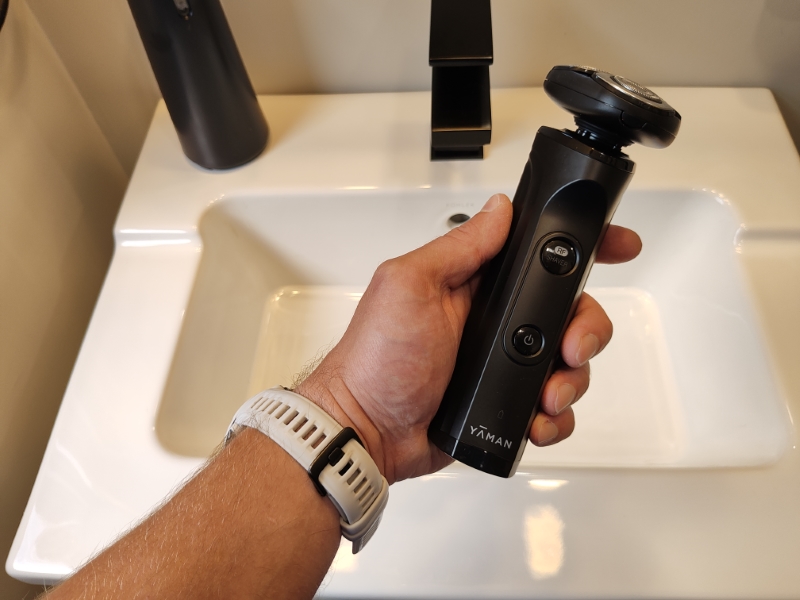 Ya-Man Hot Shave Heated Electric Shaver review - a unique electric