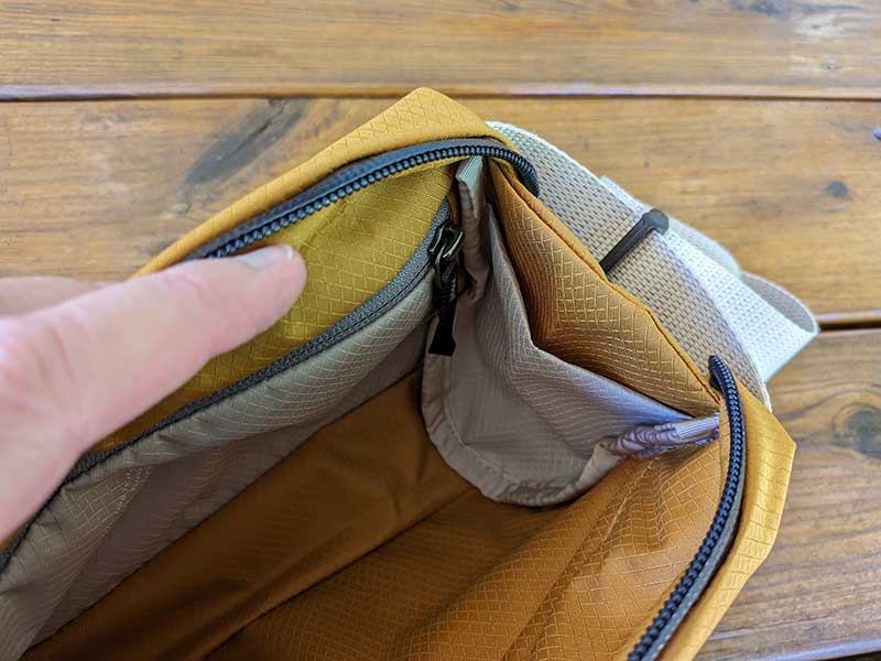 bellroy lite sling mini 9