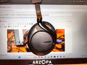 Shure Aonic 50 Headphones 26