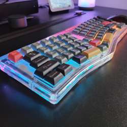 VickyBoard Ergo Split-V Keyboard review – an ergonomic light show!