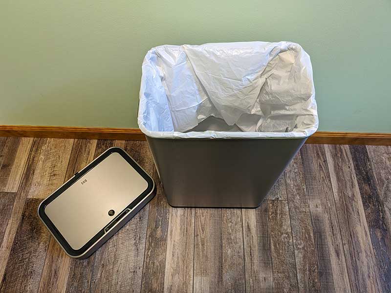 EKO Deluxe Mirage-T 50 liter smart trashcan review - handsfree, cordfree,  and affordable - The Gadgeteer