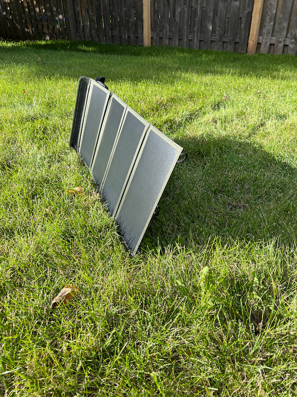NESTOUT SOLAR-1 4-panel solar panel