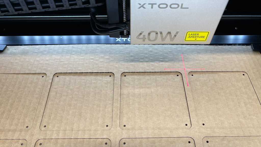 xTool S1 laser engraver and cutter review - World's first 40W enclosed  diode laser cutter! - The Gadgeteer