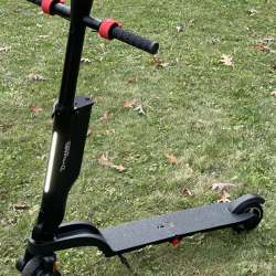 Dynamic Scooter Mode B electric scooter review – This 22-pound, 12-mile range, 15 MPH folding scooter fits where others don’t