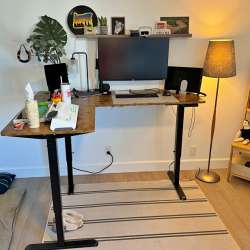 Feizbo L-Shaped Basic Standing Desk review – Great value and Up to you (or Down)