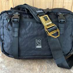 Chrome Industries Kadet Max crossbody sling bag review – Customizable, versatile, and durable