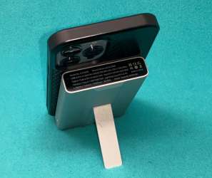 LULULOOK fast charging 10000mAh iPhone power bank review - MagSafe and