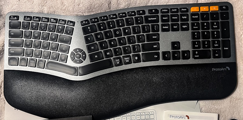 ProtoArc Split Keyboard 8