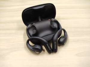 Soundcore AeroFitPro Review 4