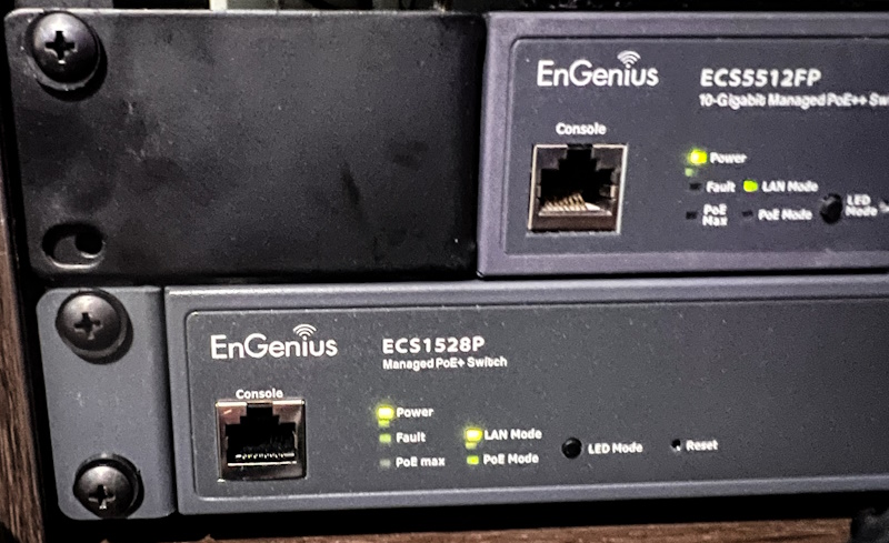 EnGenius ECS1528P Switch 7