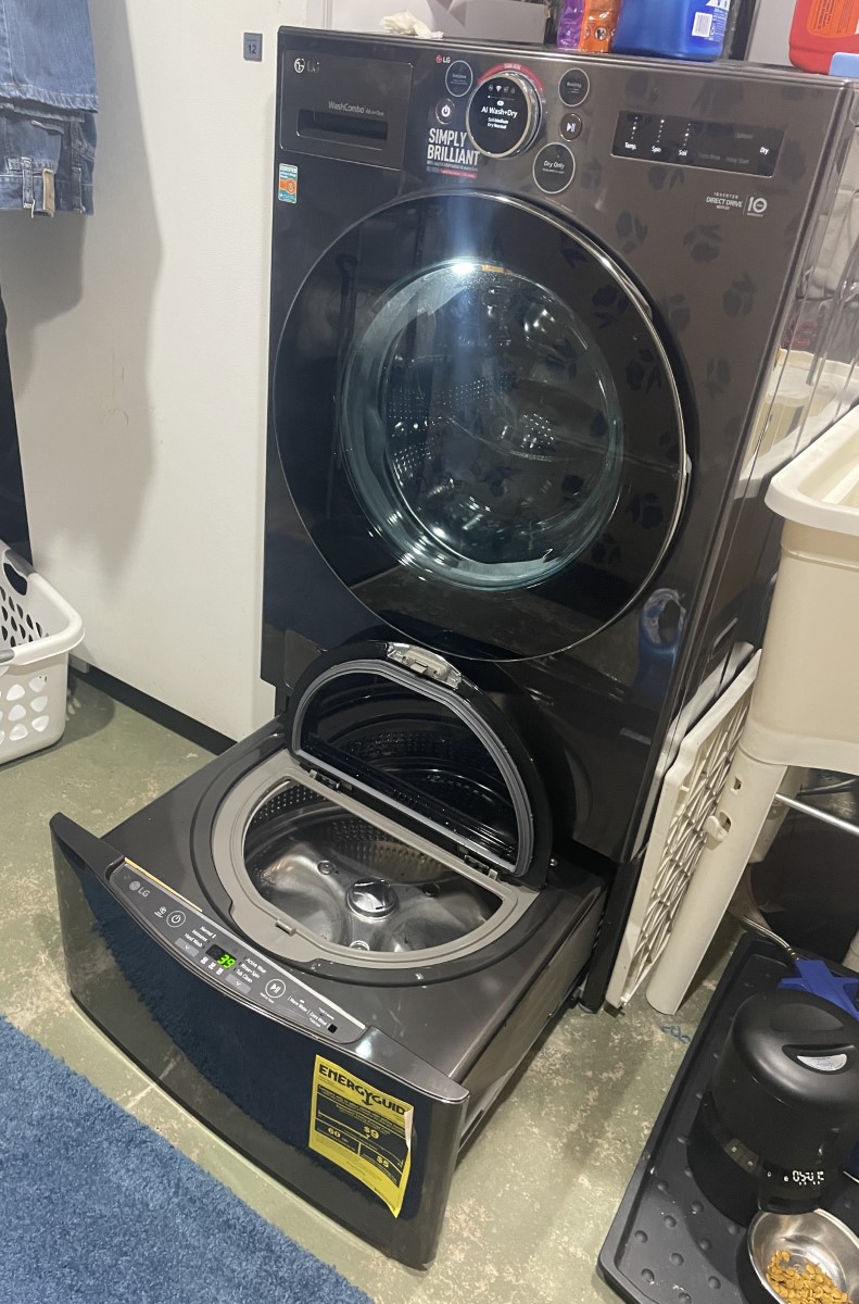 LG Washer Dryer and Sidekick Washer 11