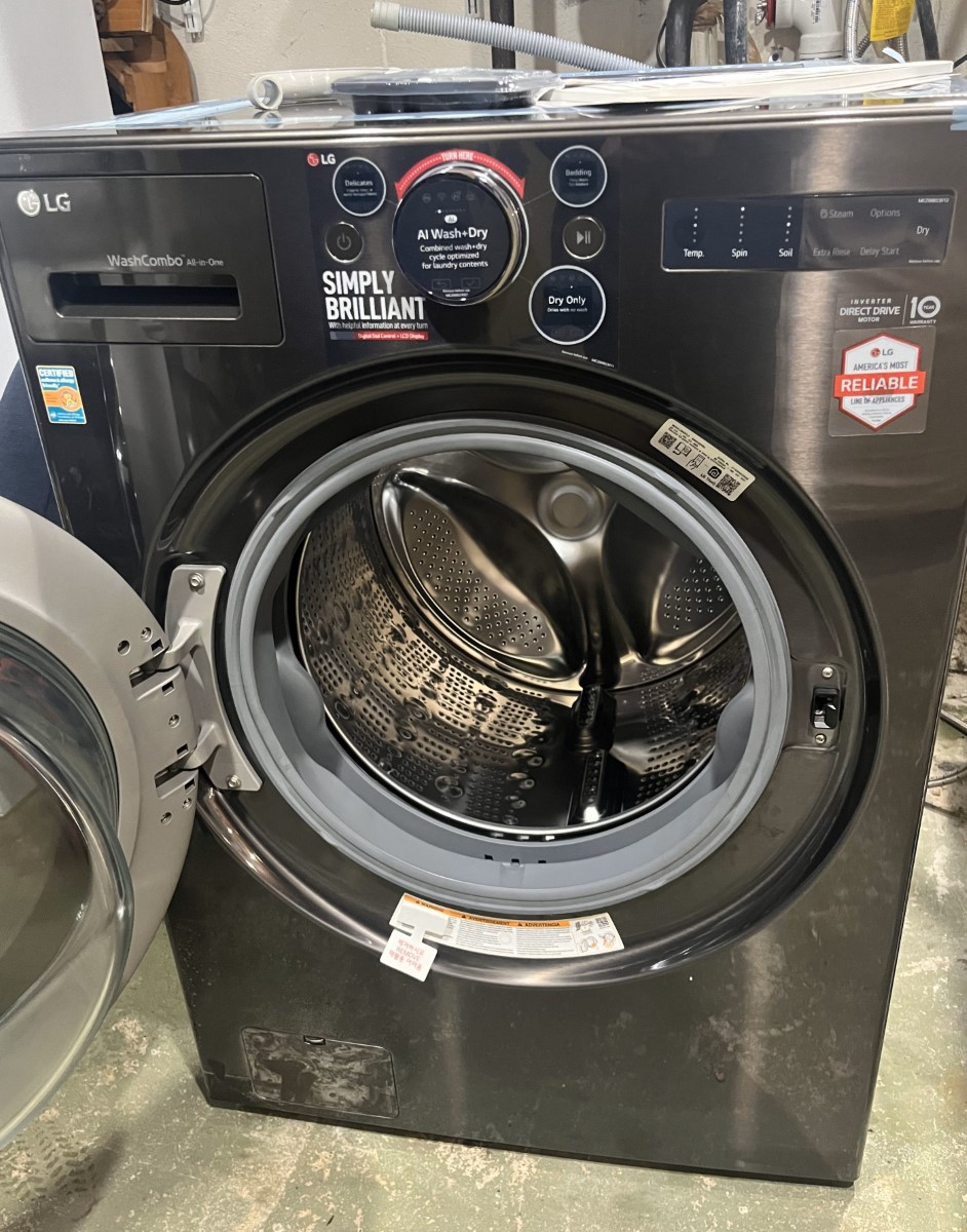 LG Washer Dryer and Sidekick Washer 22