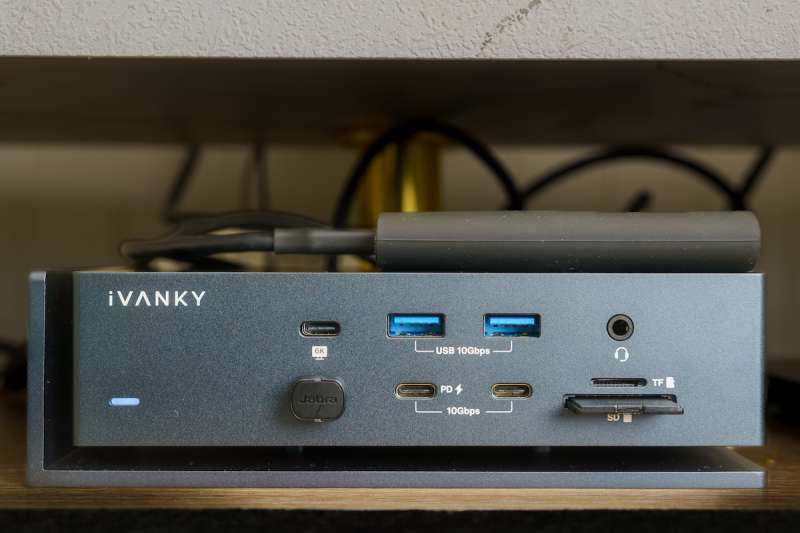 Ivanky FusionDock Max1 1