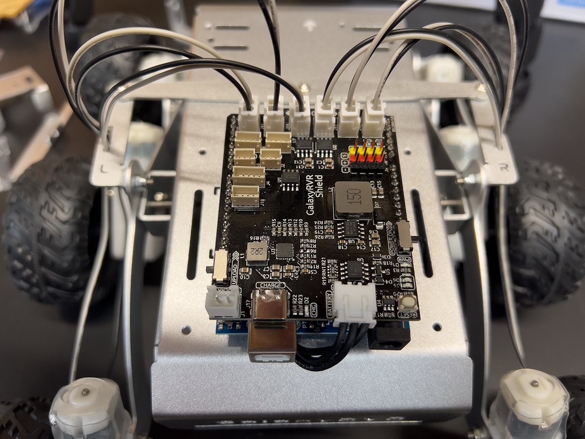 SunFounder GalaxyRVR Mars Rover Kit for Arduino review - start your ...