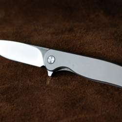 Vosteed Mini Labrador frame lock knife review – This pup’s got sharp teeth!