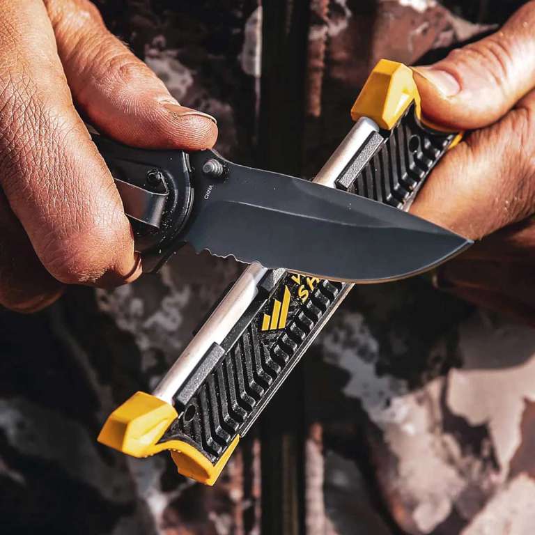 The James Brand's Newest Tool, the Palmer, Is a Sharp Utility Knife
